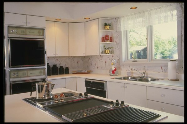 364030 Modern Conveniences A4 Photo Print