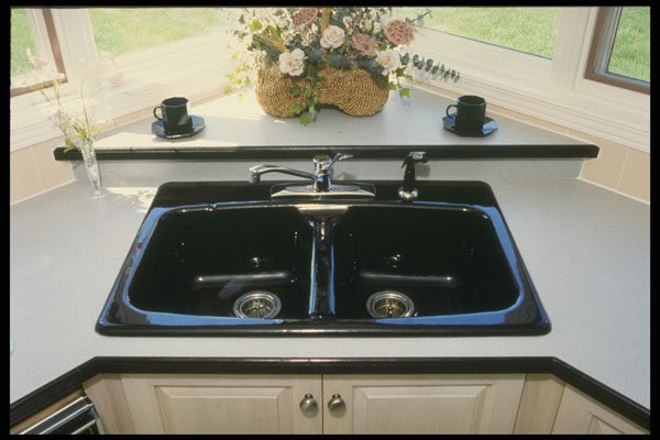 364083 Highlighted Black Sink A4 Photo Print