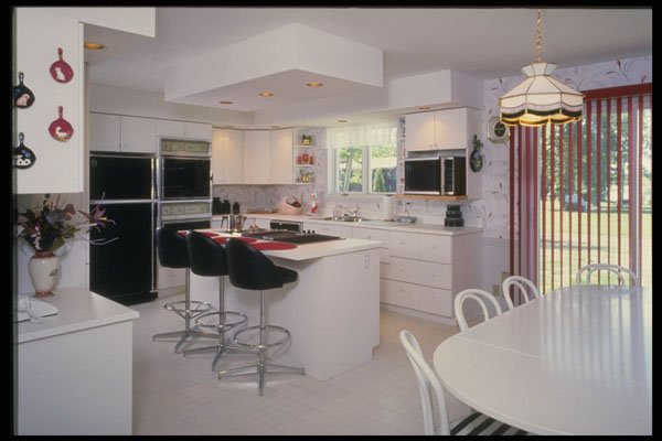 364087 Functional Kitchen A4 Photo Print