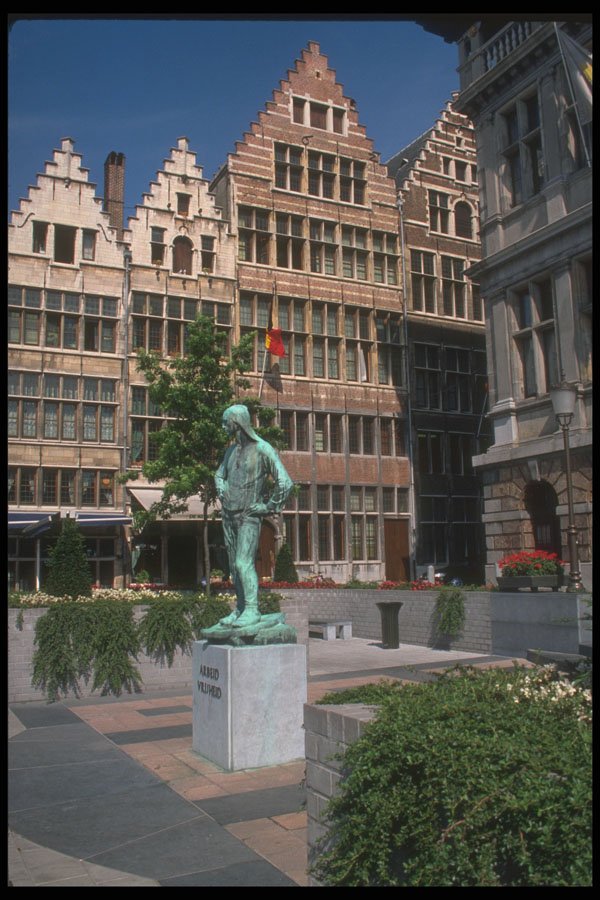 369008 The Arbeid Vrijheid Statue, Antwerp A4 Photo Print