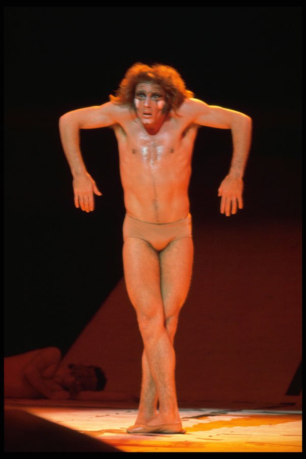 369098 Dance Theatre, Ballet Bejart, Belgium. A4 Photo Print
