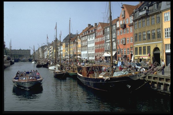 372011 Nyhavn Canal A4 Photo Print