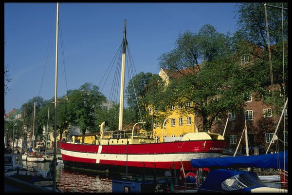 372051 Old Canal Area Christianshavn Canal A4 Photo Print