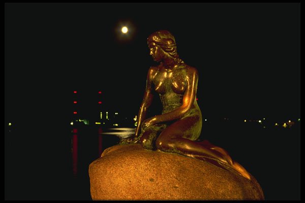 372061 The Little Mermaid, Illuminated In The Evening A4 Photo Print