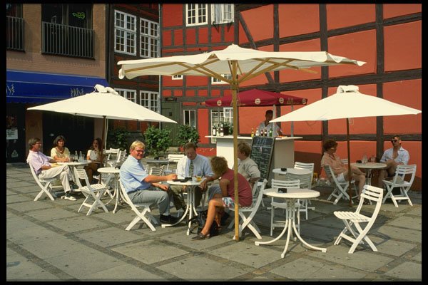 372065 Outdoor Cafe A4 Photo Print