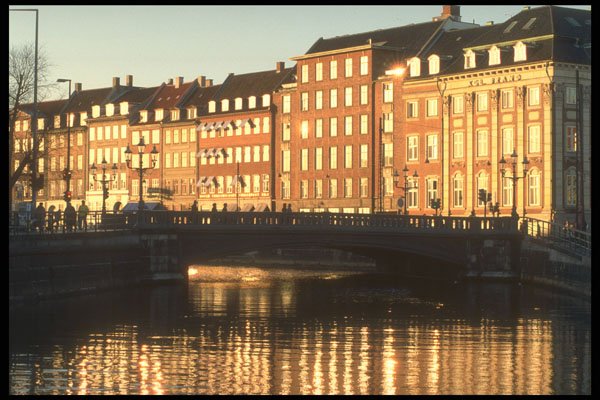 372085 Nyhavn Canal A4 Photo Print