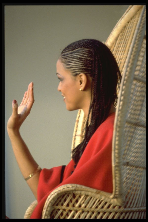 376083 Ex Miss Bermuda Miss World A4 Photo Print