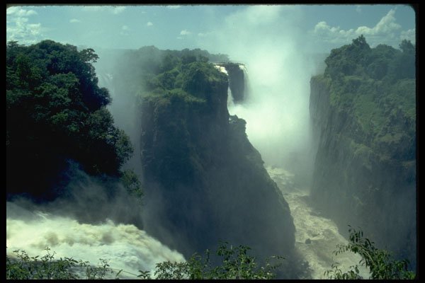 377002 Victoria Falls, Zimbabwe A4 Photo Print