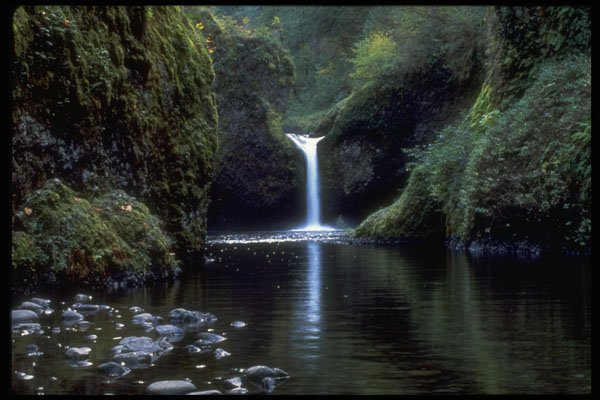 377022 Punchbowl Falls, Eagle Creek, Oregon A4 Photo Print