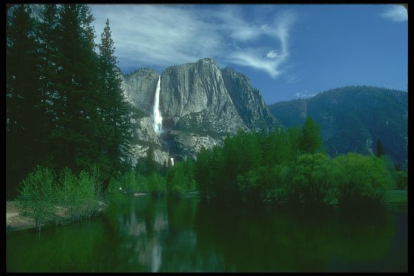 377042 Yosemite National Park, California A4 Photo Print