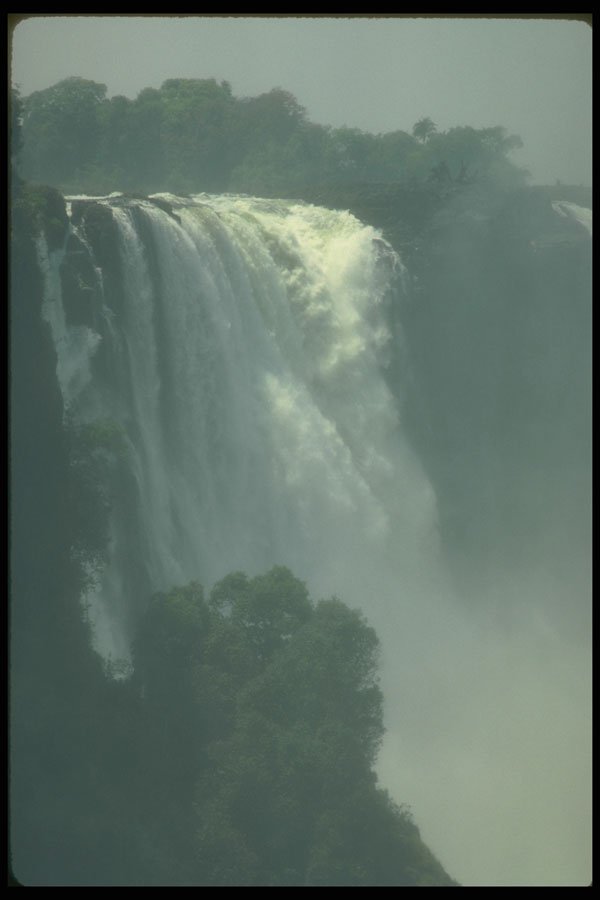 377064 Zimbabwe Victoria Falls, Zambezi River A4 Photo Print