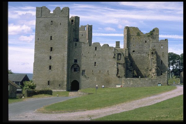 382030 Bolton Castle, Yorkshire A4 Photo Print