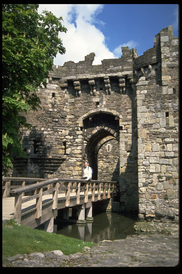 382046 Beaumaris, United Kingdom A4 Photo Print