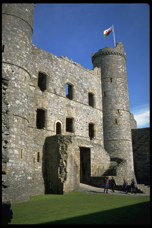 382092 Harlech, United Kingdom A4 Photo Print