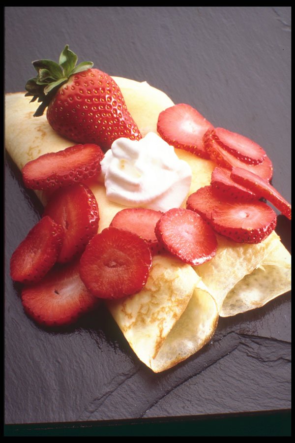 386025 Crepes With Strawberries And Whipped Cream A4 Photo Print