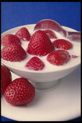 386093 Strawberries And Cream A4 Photo Print