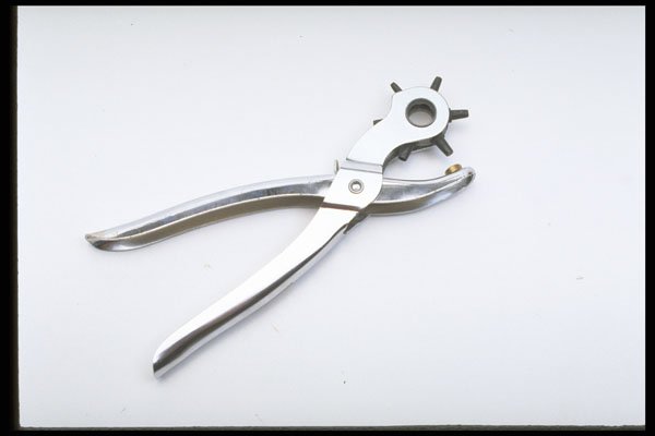 389040 Hole Punch A4 Photo Print