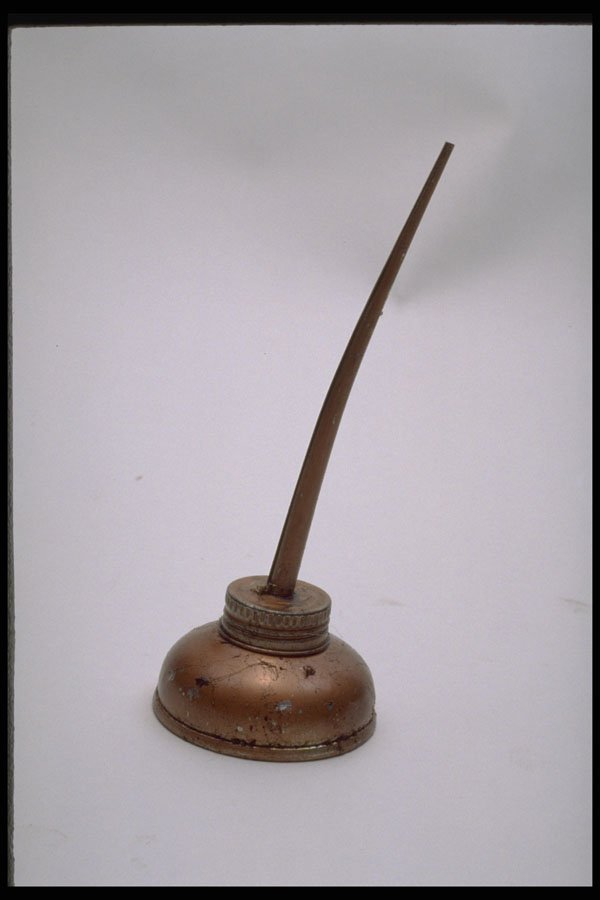 389070 Brass Oil Can A4 Photo Print