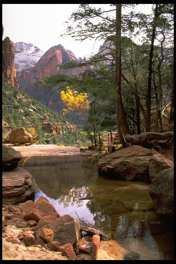 392002 Lower Emerald Pool A4 Photo Print