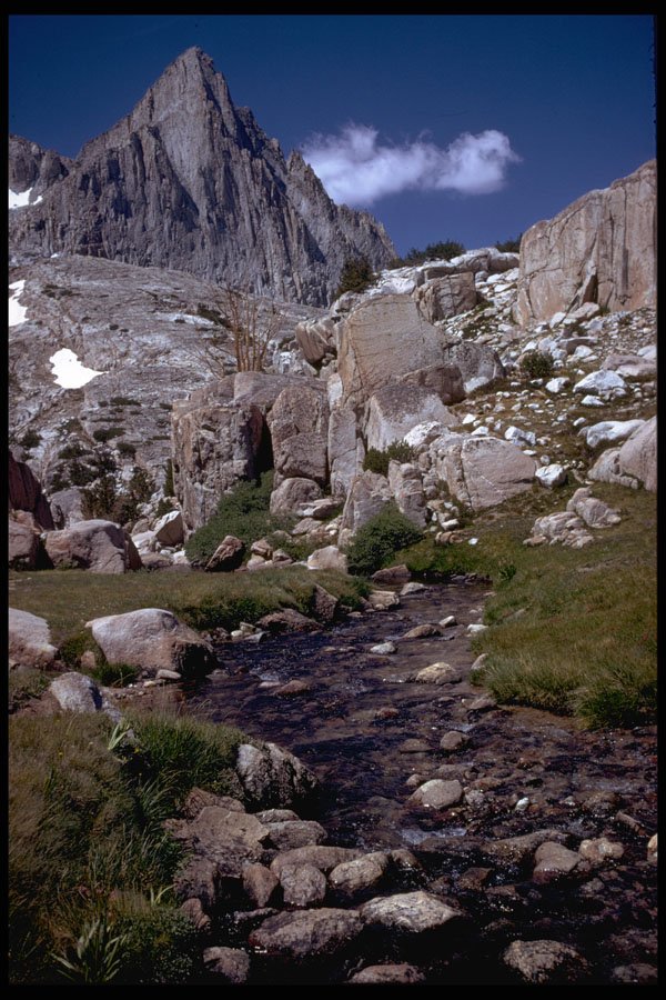 397042 Isosceles Peak A4 Photo Print