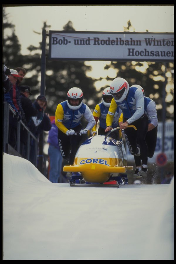412095 Start Of Race Day A4 Photo Print