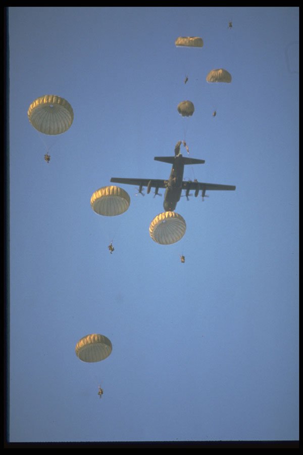 414061 Mass Tactical Parachute Jump, Airborne Division A4 Photo Print