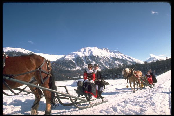 418025 Costumes And Sledging A4 Photo Print