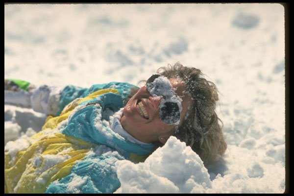 418046 Smiling Snow Lover A4 Photo Print