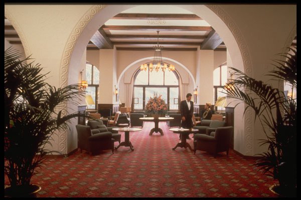 418052 Main Sitting Area Suvretta House A4 Photo Print