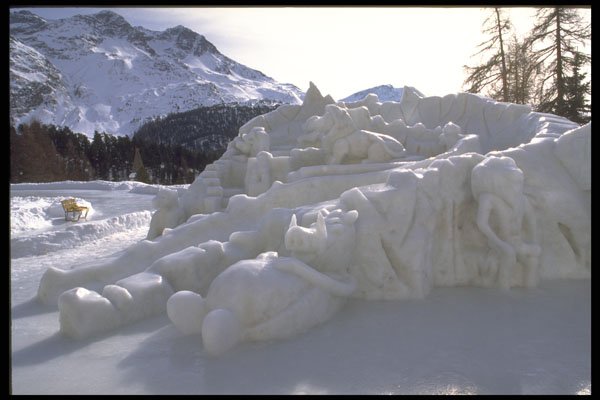 418086 Ice Sculpture, Suvretta House A4 Photo Print