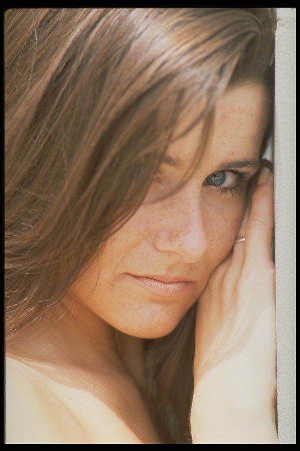 420004 Tammy Close up, In A Pensive Mood A4 Photo Print