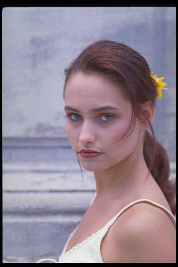 420040 Erin With A Flower In Her Hair A4 Photo Print