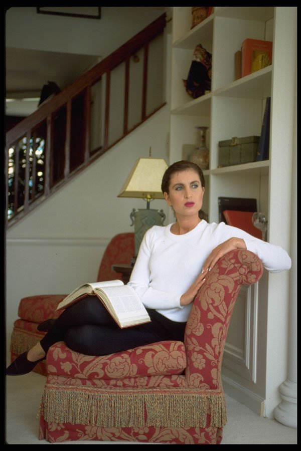 420061 The Lady Of The Manor On A Sofa With A Good Book A4 Photo Print