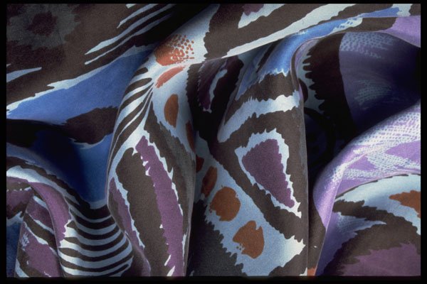422033 Painted Silk A4 Photo Print