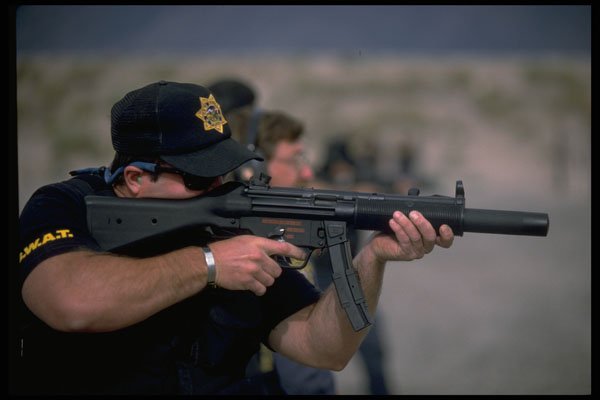 428065 Firing MP5 Sub machine Gun A4 Photo Print