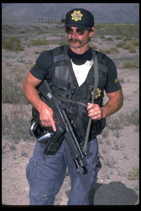 428084 Portrait, Team Member With MP5 Sub machine Gun A4 Photo Print