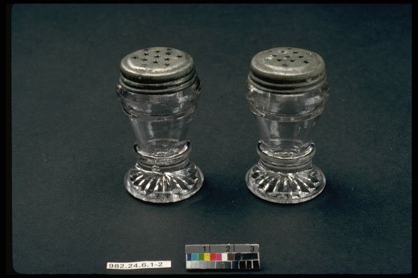 431031 Salt And Pepper Shakers A4 Photo Print