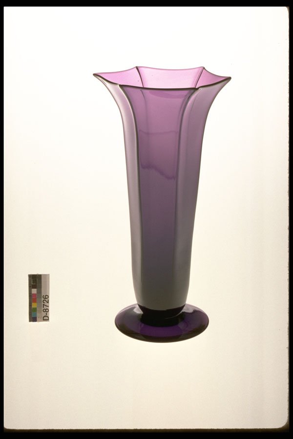 431041 Vase A4 Photo Print