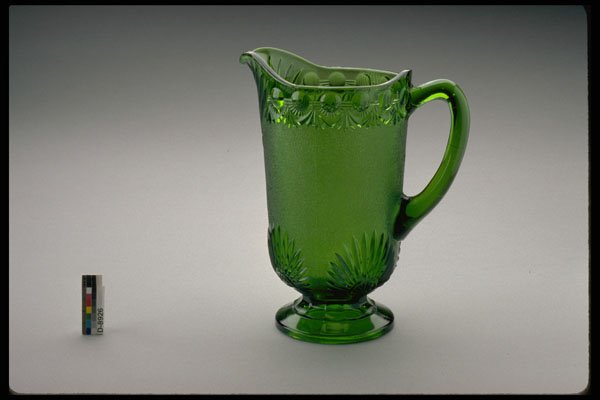 431082 Pitcher A4 Photo Print