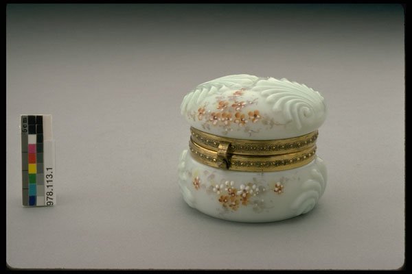 431084 Wavecrest Jewelry Box A4 Photo Print