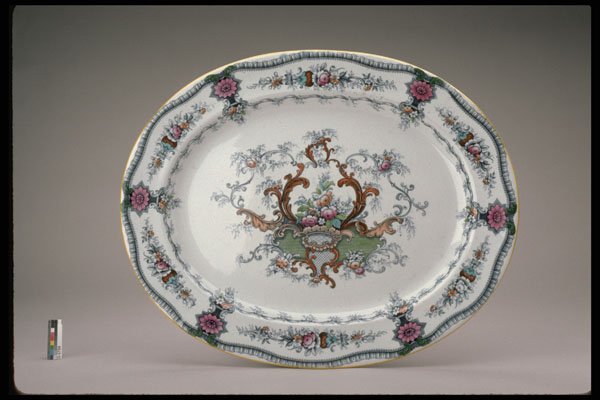 433023 Serving Plate A4 Photo Print