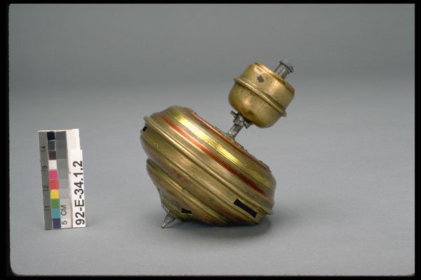 434057 Spinning Top A4 Photo Print