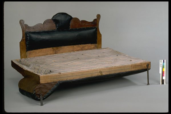435010 Day Bed A4 Photo Print
