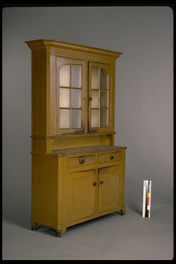 435080 Glazed Dresser A4 Photo Print