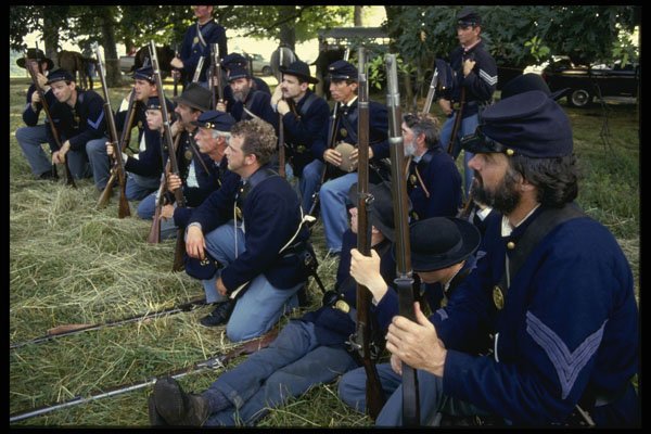 436011 Union Infantry Being Briefed For Battle, Civil War A4 Photo Print