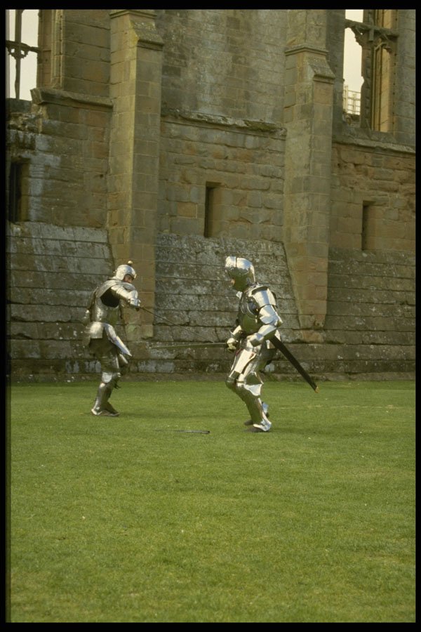 436072 Sword Fighting In Full Armor At Kenilworth Castle A4 Photo Print