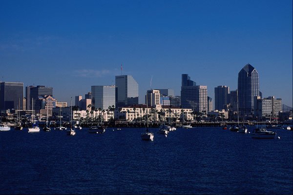 438000 Skyline From Shelter Island A4 Photo Print
