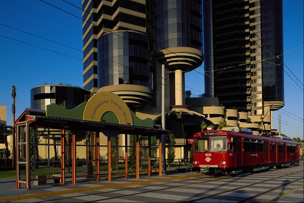 438071 Trolley At The Convention Center A4 Photo Print