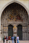 439007 Tourists Admire Statues, Cathedral Of St. Vincent A4 Photo Print