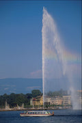 439023 Motor Launch Ferries Passengers Past The Jet D'Eau A4 Photo Print